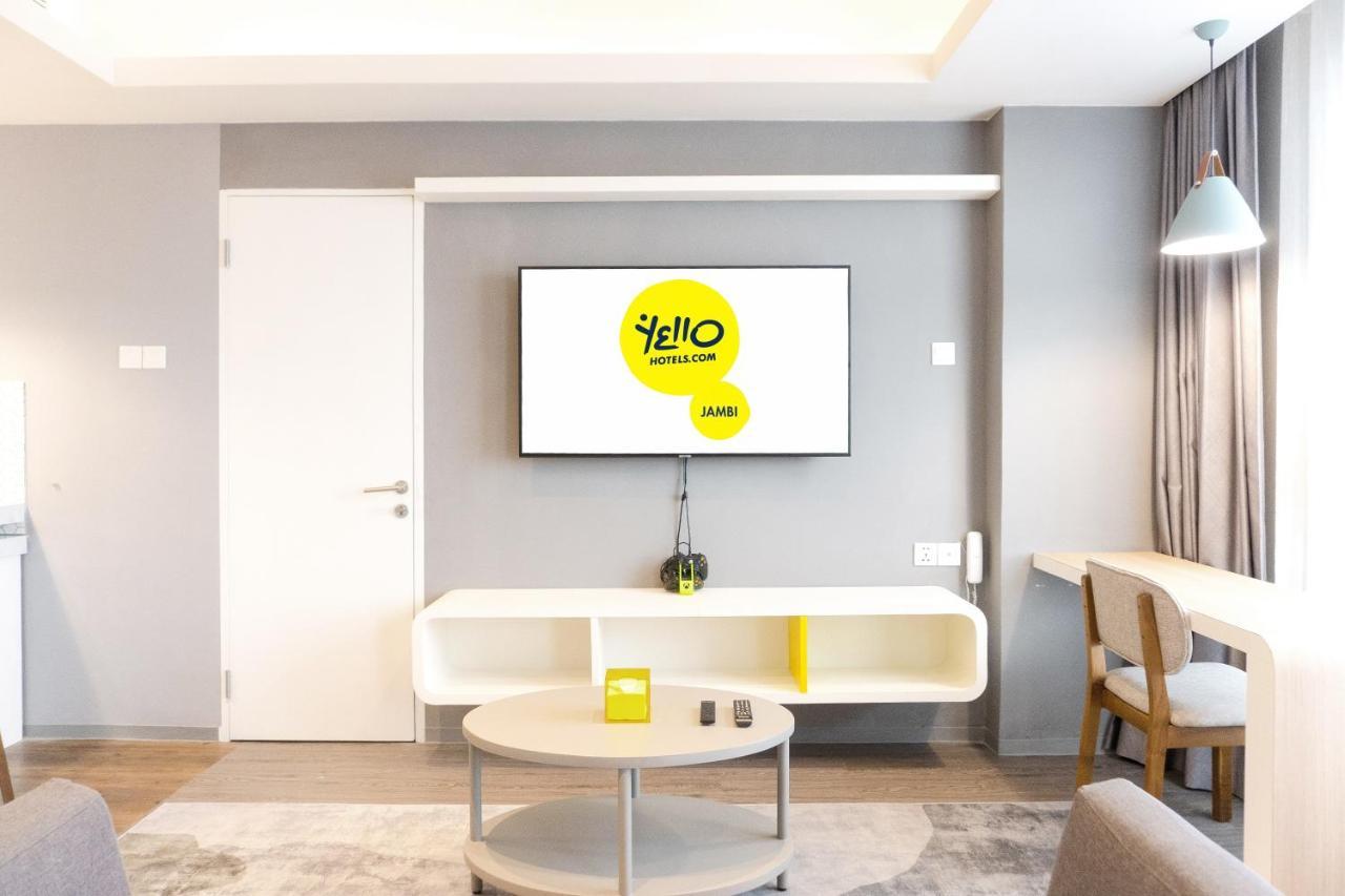 Yello Hotel Jambi Paalmerah Экстерьер фото